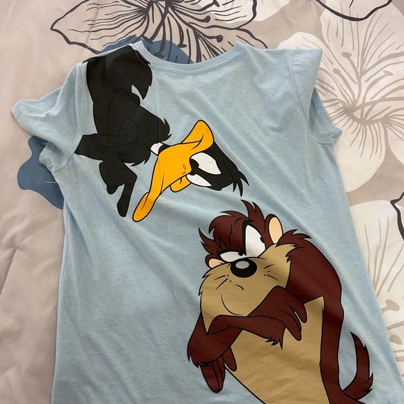 LOONEY TUNES • Lt Blue T-Shirt • Large/ 11-13 - Picture 4 of 8